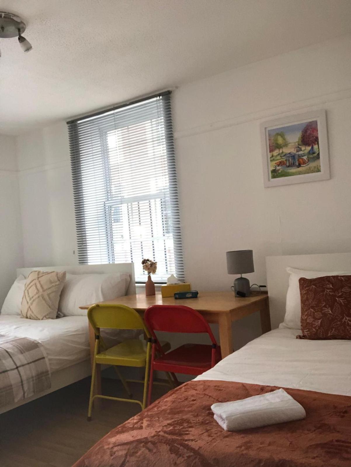 Comfy Private Bedrooms Near O2 Forum Kentish Town, Camden Londra Dış mekan fotoğraf