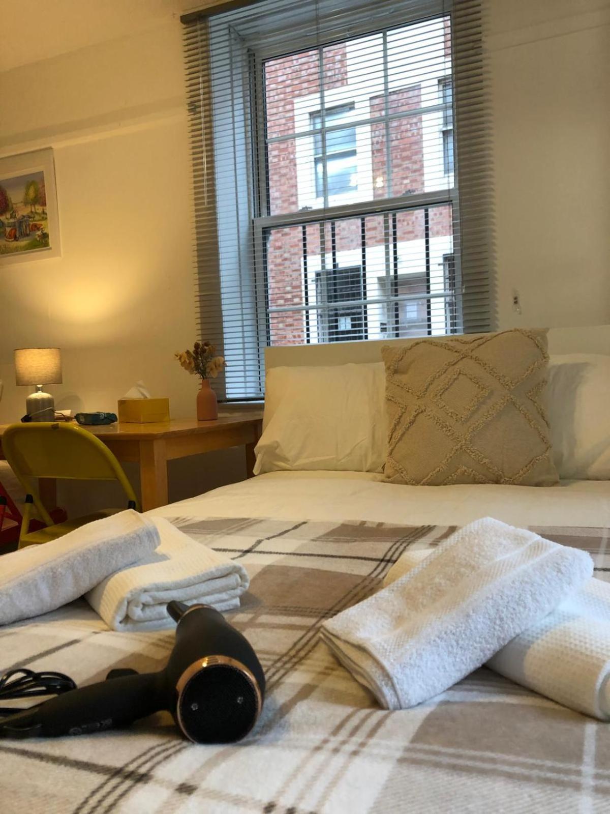 Comfy Private Bedrooms Near O2 Forum Kentish Town, Camden Londra Dış mekan fotoğraf