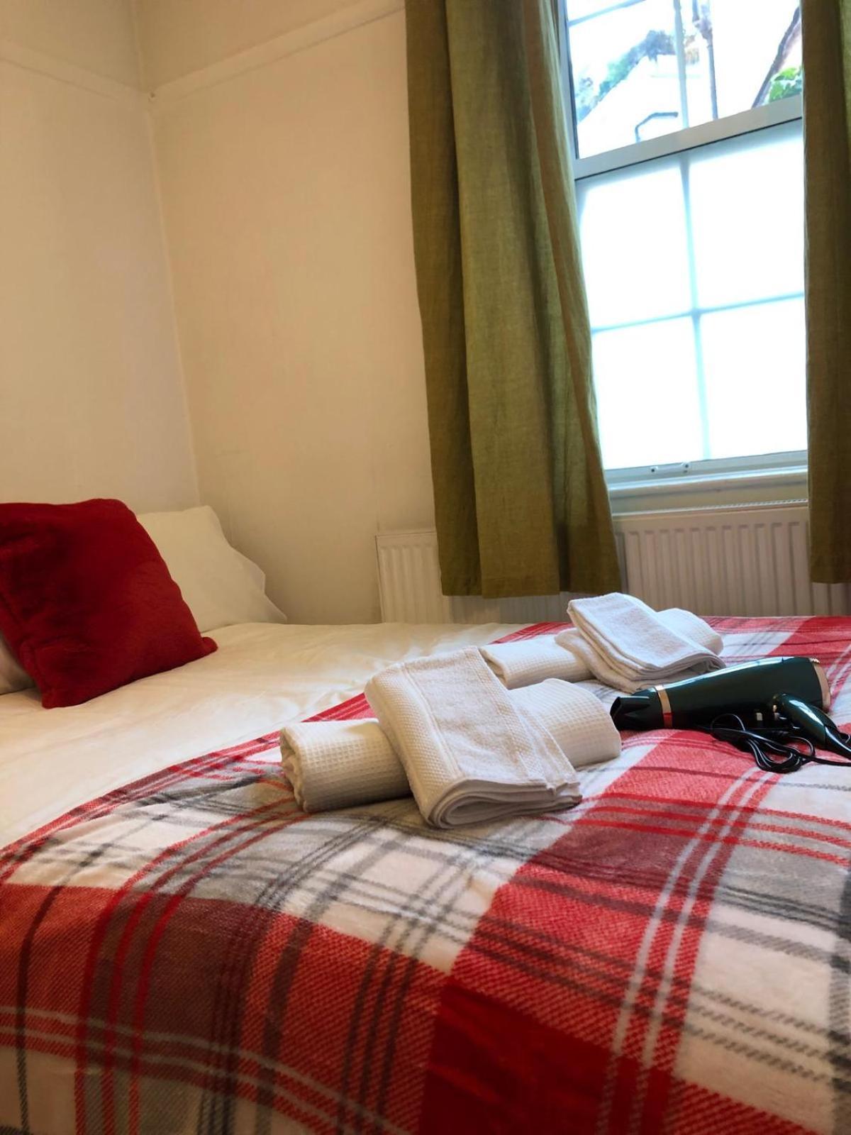 Comfy Private Bedrooms Near O2 Forum Kentish Town, Camden Londra Dış mekan fotoğraf